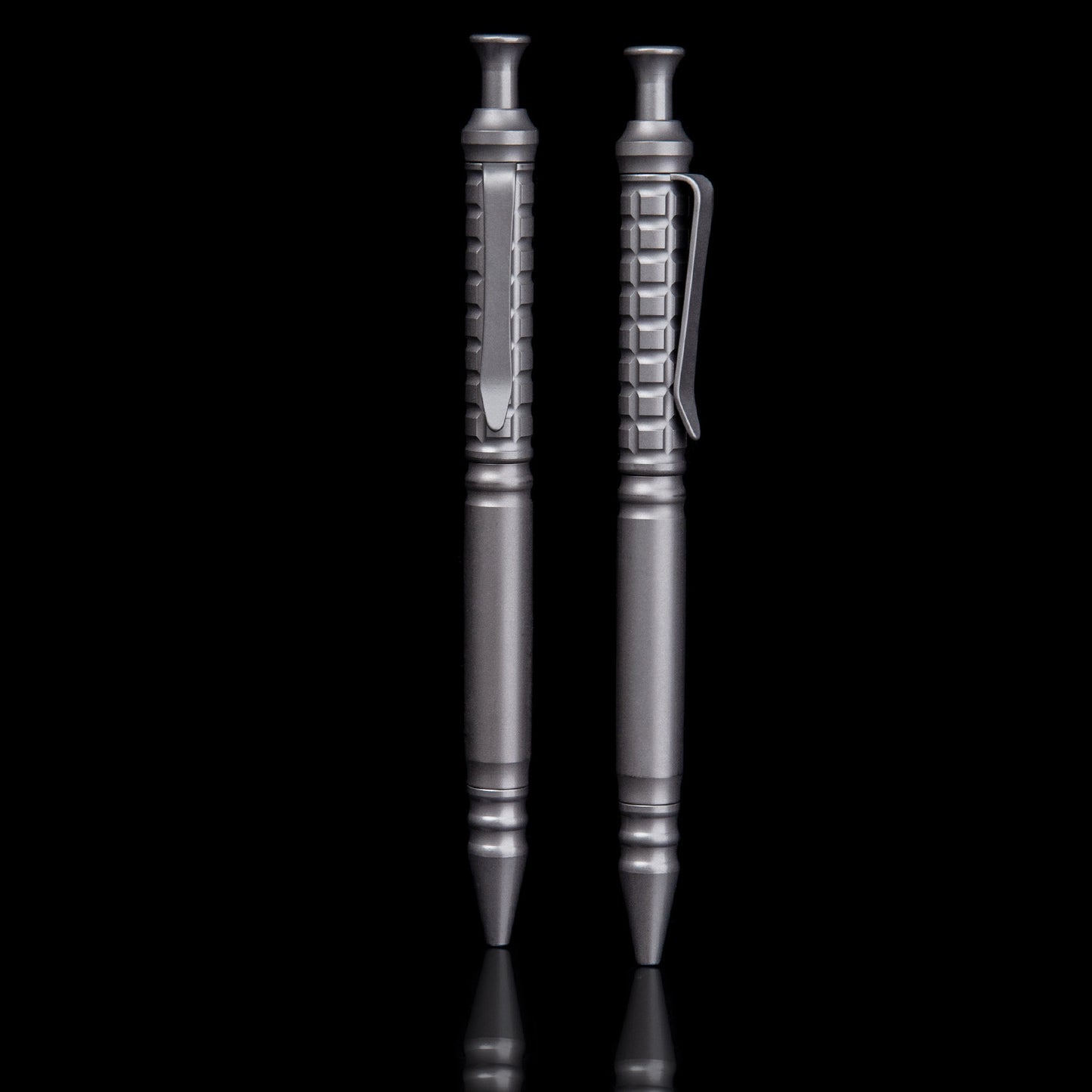 Executive Tactical Titanium Pen – Sleek Gunmetal Grey Edition