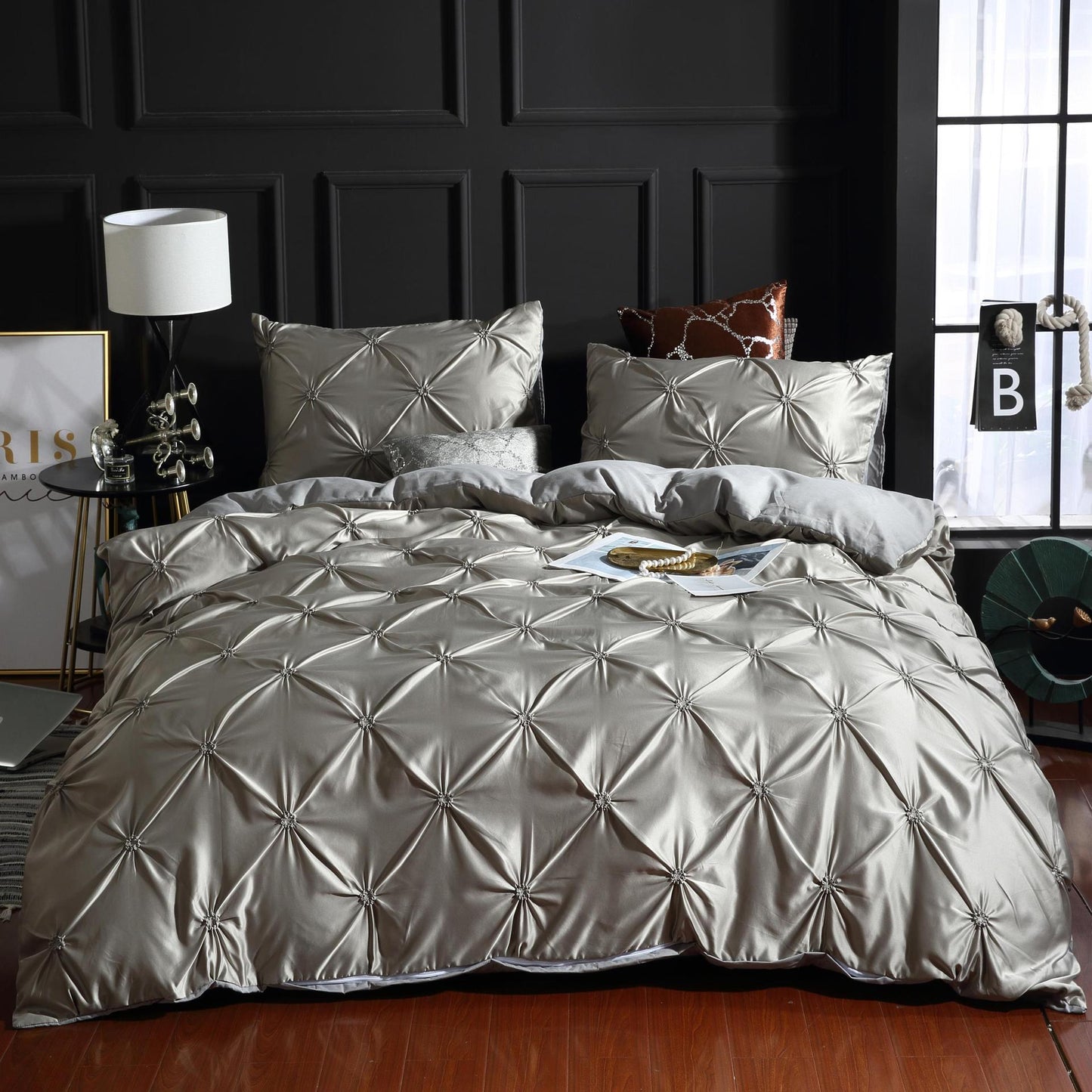 Silk Luxe Elegance Quilt Set