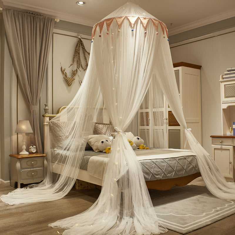 Dreamy Canopy Bed Mosquito Net